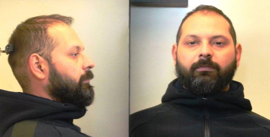 Φωτογραφίες: Αυτοί είναι ο «δράκος» των call girls και ο συνεργός του