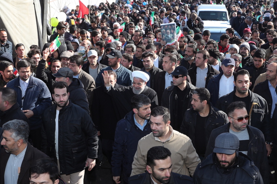 Ιράν: Χιλιάδες Ιρανοί στους δρόμους για την 41η επέτειο της Ισλαμικής Επανάστασης