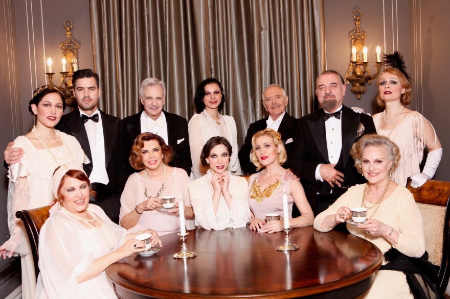 «Κι από Σμύρνη... Σαλονίκη»: Καμιά δεν είναι ίση με τη Μιμή Ντενίση!