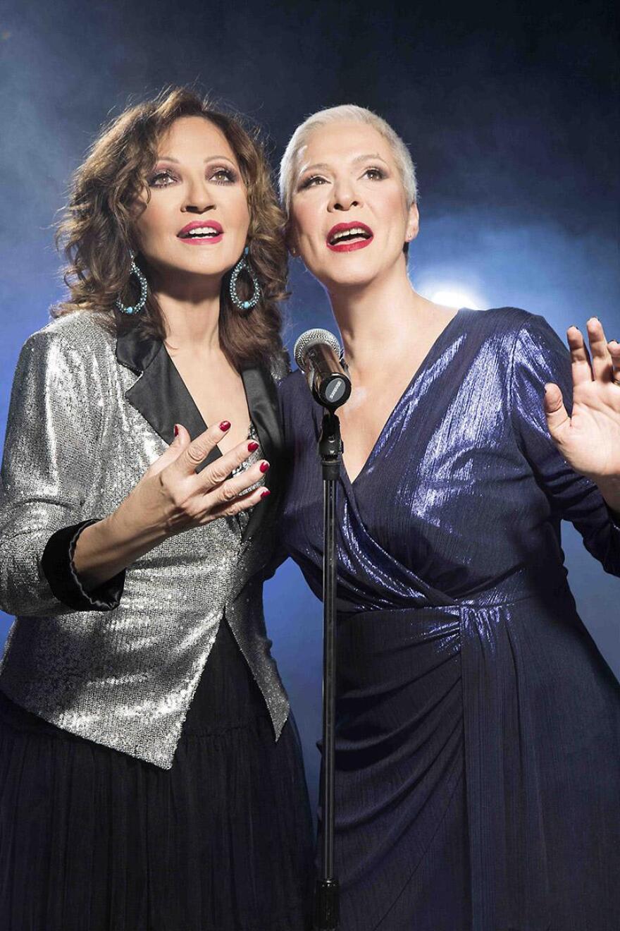 Απόκριες στην Αθήνα με Γλυκερία, Τσέρτο και Γωγώ Τσαμπά