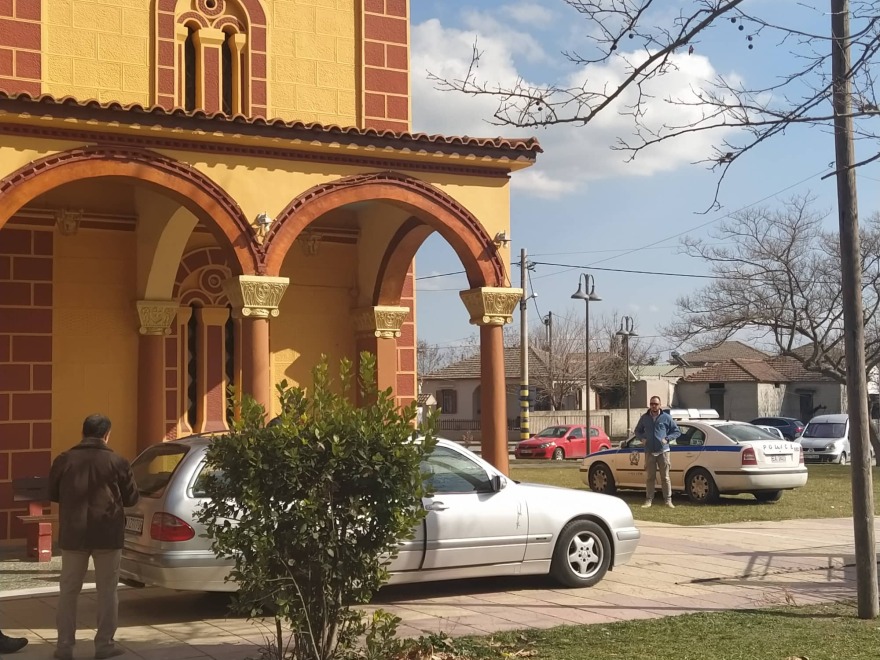 Λάρισα: Απαγχονισμένος βρέθηκε ιερέας στον γυναικωνίτη εκκλησίας