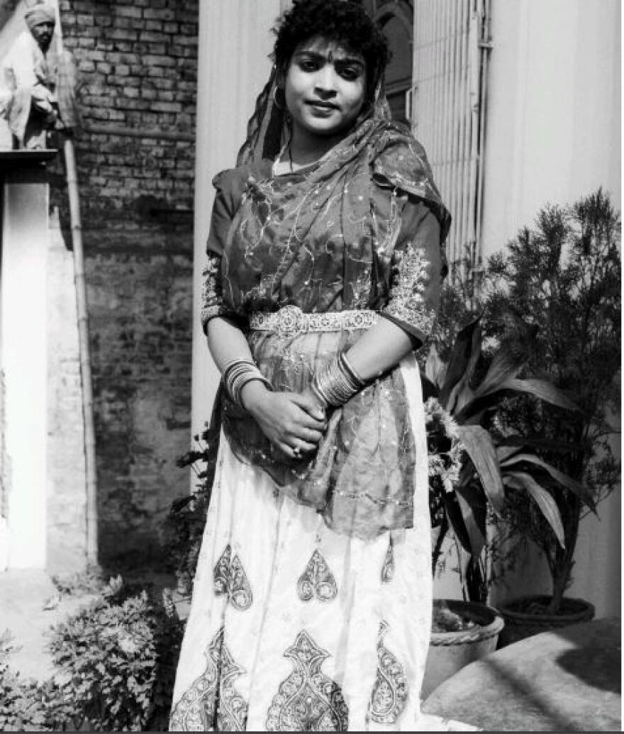 Σπύρος Πώρος: Τρεις γάμοι, πέντε παιδιά, ένα κλικ - Ο γύρος του Κόσμου σε 49 χρόνια