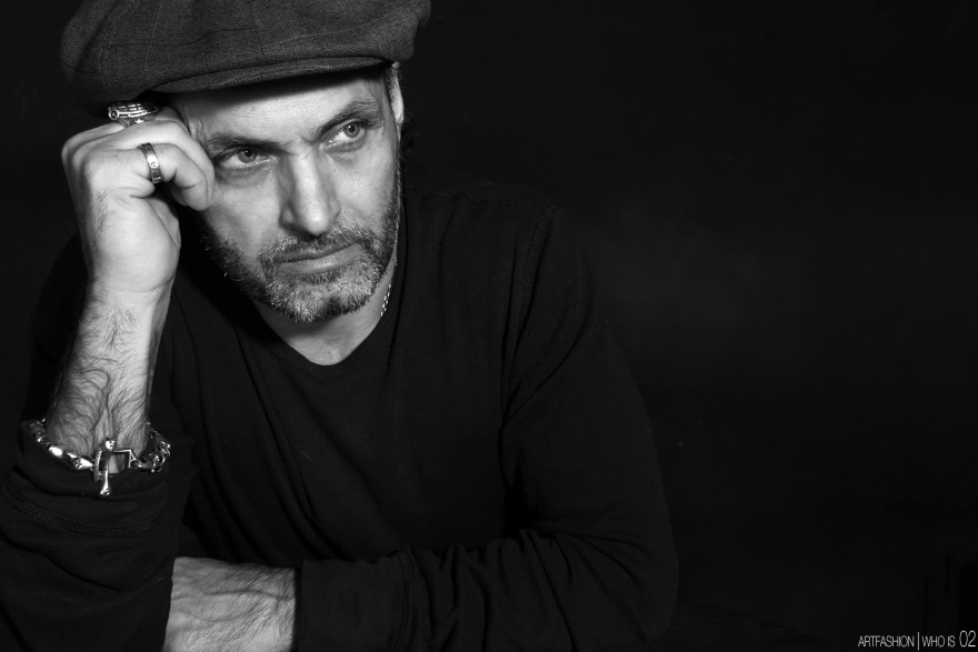 Σπύρος Πώρος: Τρεις γάμοι, πέντε παιδιά, ένα κλικ - Ο γύρος του Κόσμου σε 49 χρόνια