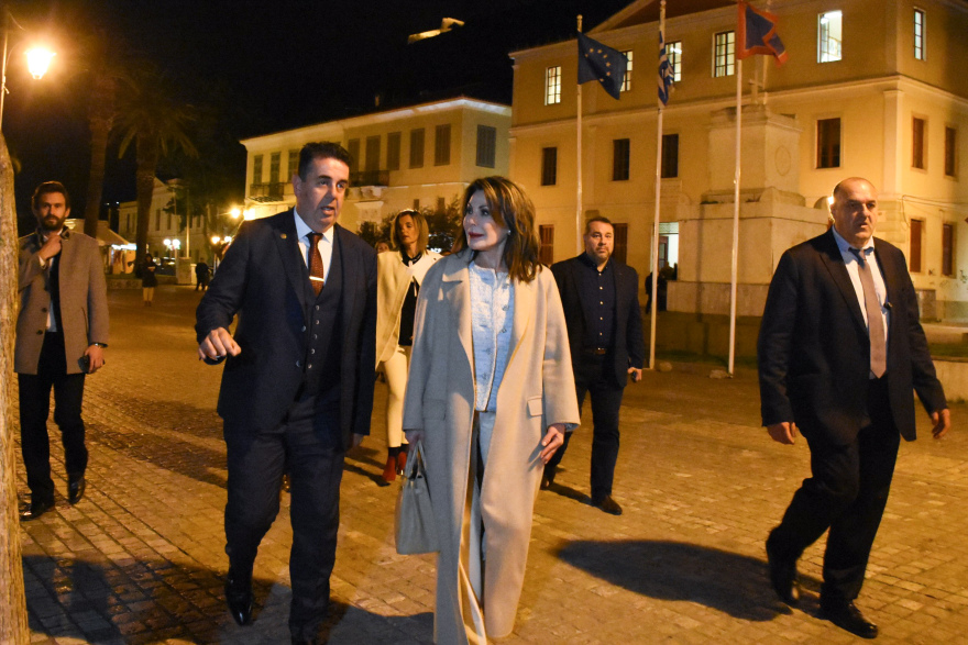 «Ελλάδα 2021»: Από το Ναύπλιο άρχισε τις επαφές της με τους δήμους η Γιάννα Αγγελοπούλου