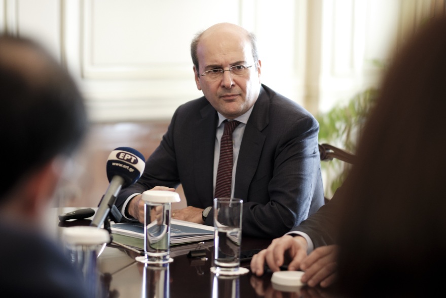 Σύσκεψη Μητσοτάκη - Χατζηδάκη: Προχωρούν απολιγνιτοποίηση και ιδιωτικοποιήσεις 