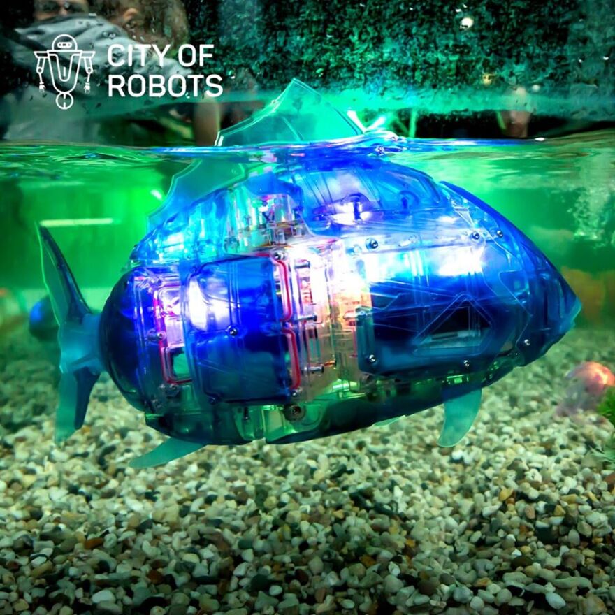 «City of Robots»: Πήγαμε, μιλήσαμε με τον Promobot V4 και... συνεννοηθήκαμε!