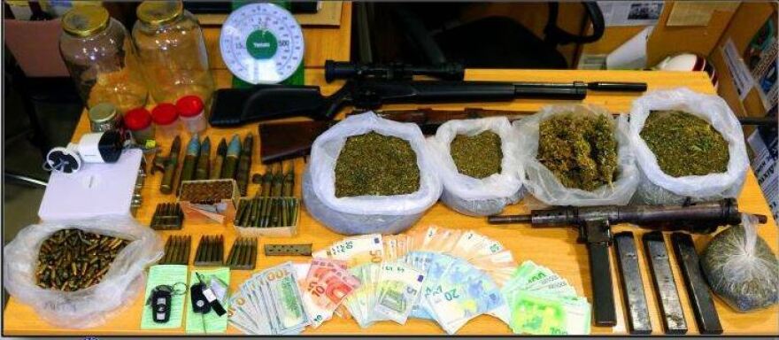 Πρώην παίκτρια του «Big Brother» συνελήφθη για όπλα και ναρκωτικά 