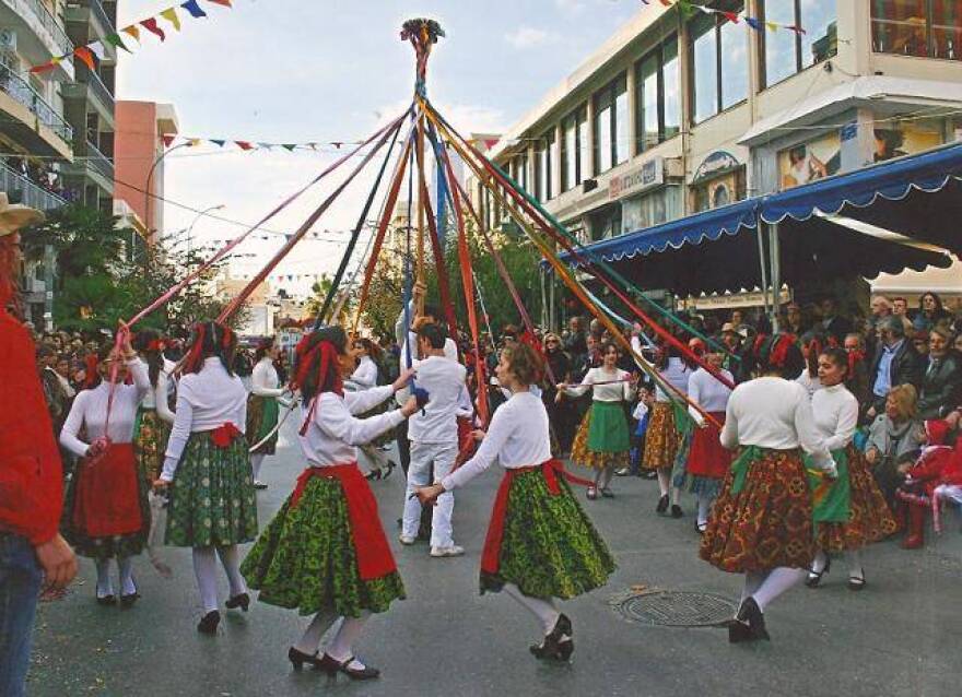 Τσικνοπέμπτη: Πού να την γιορτάσετε