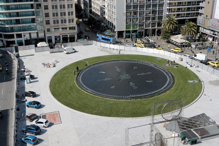 Η νέα πλατεία Ομονοίας «αγκαλιάζεται» και από το Twitter: «Κούκλα μετά από δεκαετίες»