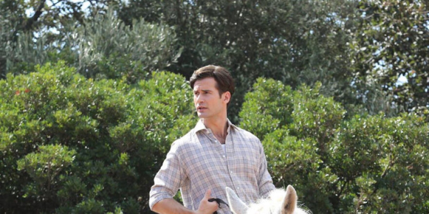 Άγριες Μέλισσες: Φήμες πώς δύο ηθοποιοί της σειράς είναι ζευγάρι