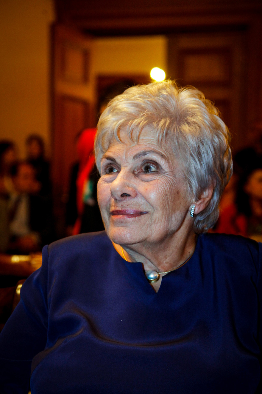 Κική Δημουλά: Η ζωή της με τα δικά της λόγια