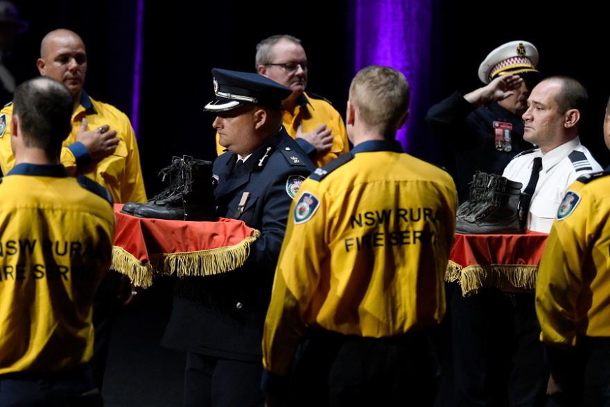 Σίδνεϊ: Τελετή στη μνήμη των 25 νεκρών από τις πυρκαγιές στη Νέα Νότια Ουαλία