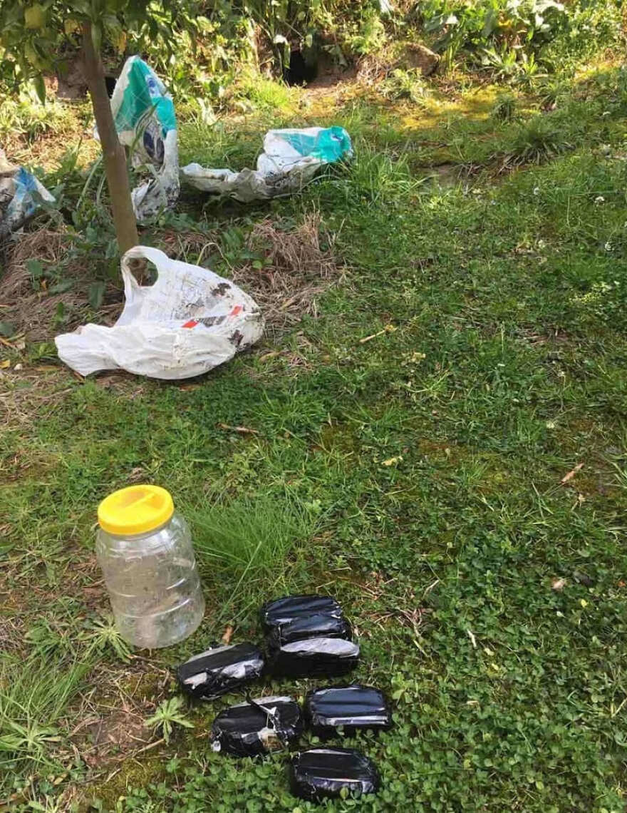 Άρτα: Σε παλιούς αγωγούς νερού έκρυβαν δυόμισι κιλά ηρωίνης