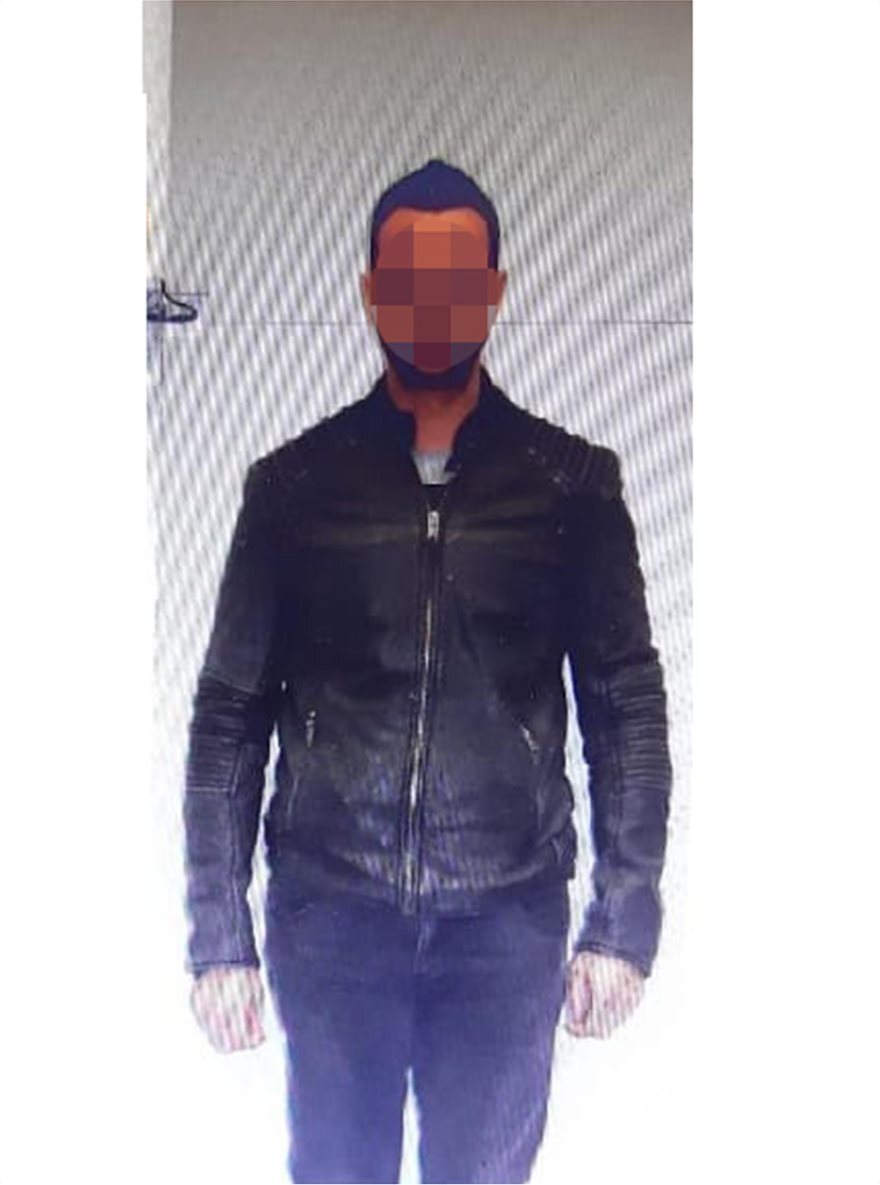 Τροχαίο στη Γλυφάδα: Εμφανίσθηκε στην Τροχαία η συνοδηγός της μαύρης Corvette