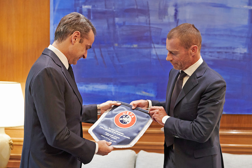 Ποδόσφαιρο: Αυτό είναι το συνυποσχετικό με FIFA-UEFA - Τι προβλέπεται για διαιτησία, βία και διαφθορά 