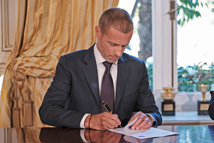 Ποδόσφαιρο: Αυτό είναι το συνυποσχετικό με FIFA-UEFA - Τι προβλέπεται για διαιτησία, βία και διαφθορά 