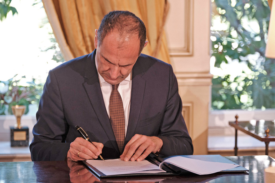 Ποδόσφαιρο: Αυτό είναι το συνυποσχετικό με FIFA-UEFA - Τι προβλέπεται για διαιτησία, βία και διαφθορά 