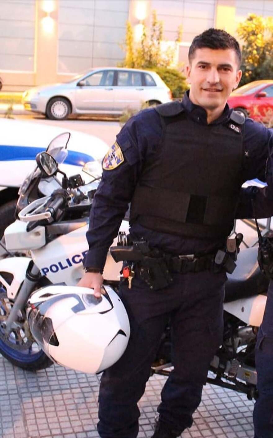 Ο ειδικός φρουρός περιγράφει καρέ-καρέ στο protothema.gr πώς ξεγέννησε την προσφυγοπούλα 