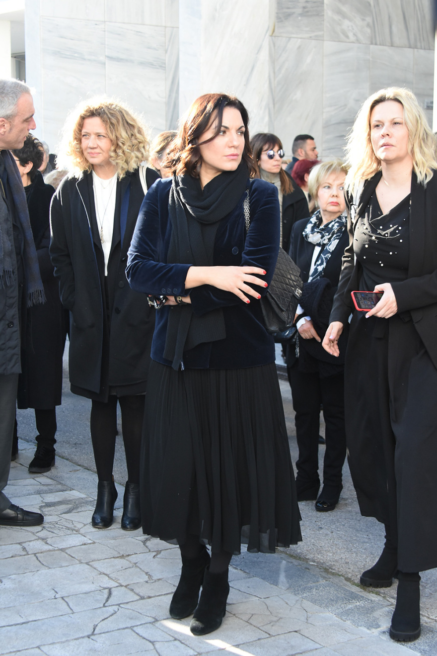 Η Ελλάδα αποχαιρέτησε την Κική Δημουλά 