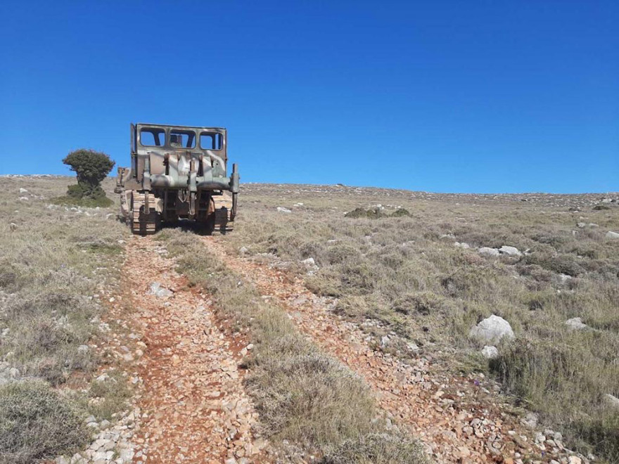 Μεταναστευτικό: Μπήκαν οι μπουλντόζες στη Χίο για την κλειστή δομή - Δείτε φωτογραφίες και βίντεο