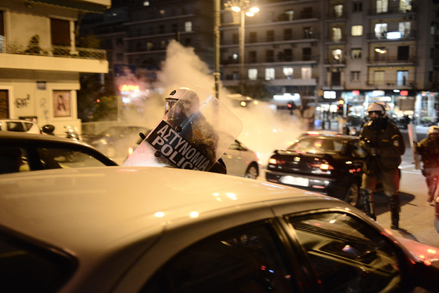 ΑΣΟΕΕ: Επεισόδια στην πορεία φοιτητών προς τη ΓΑΔΑ - Έξι τουλάχιστον οι προσαγωγές 