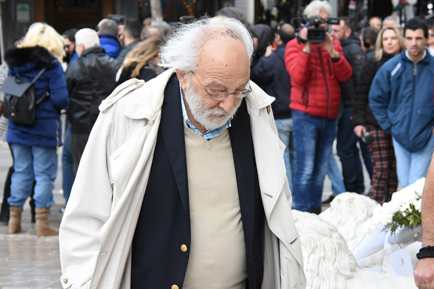 Συγκίνησε η κόρη του Κώστα Βουτσά: Ο μπαμπάς μου έφυγε μετά από μια οικογενειακή γιορτή...