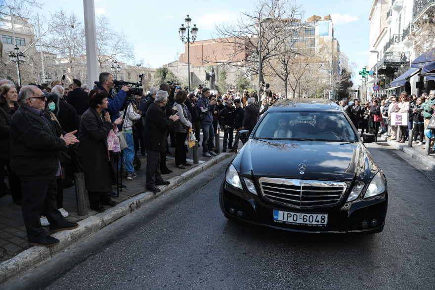 Κώστας Βουτσάς: Αυλαία για τον άνθρωπο που ενσάρκωσε την έννοια της ζωής
