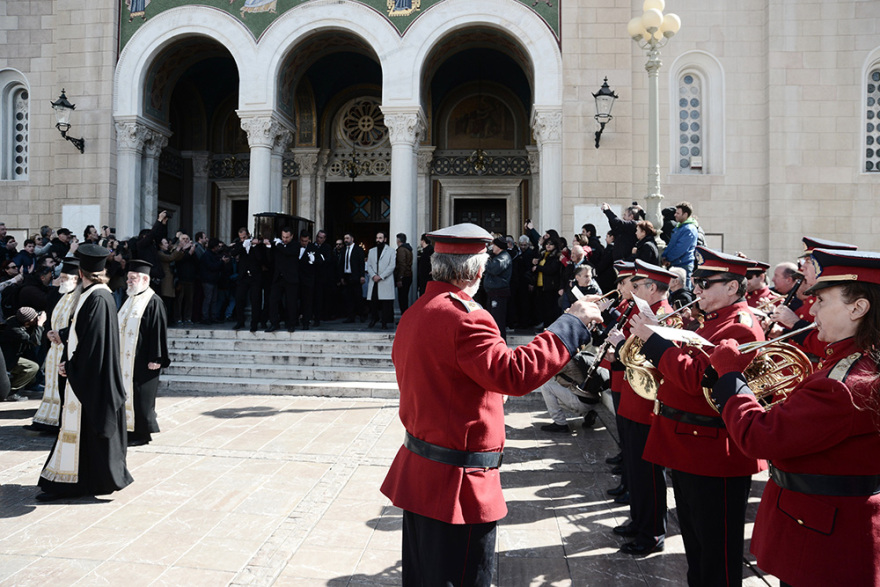 Συγκίνησε η κόρη του Κώστα Βουτσά: Ο μπαμπάς μου έφυγε μετά από μια οικογενειακή γιορτή...