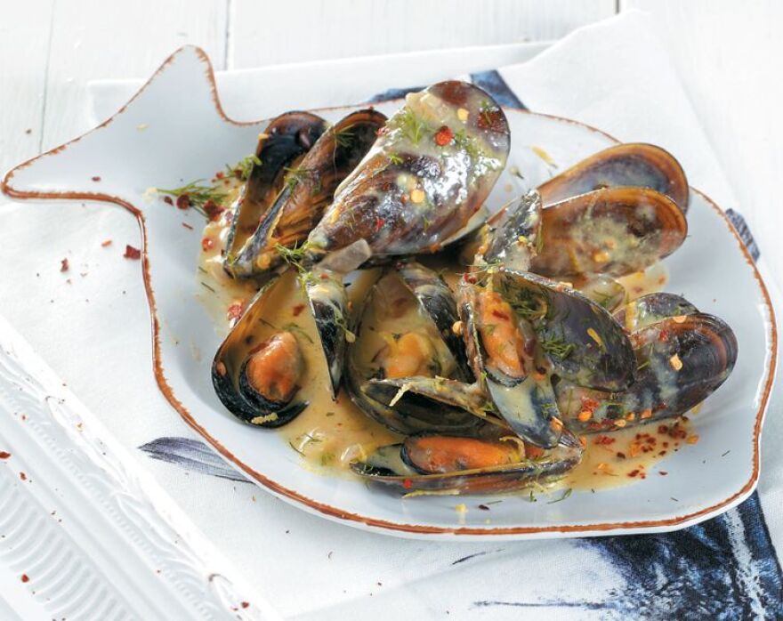 10 απίθανοι ουζομεζέδες για την Καθαρά Δευτέρα