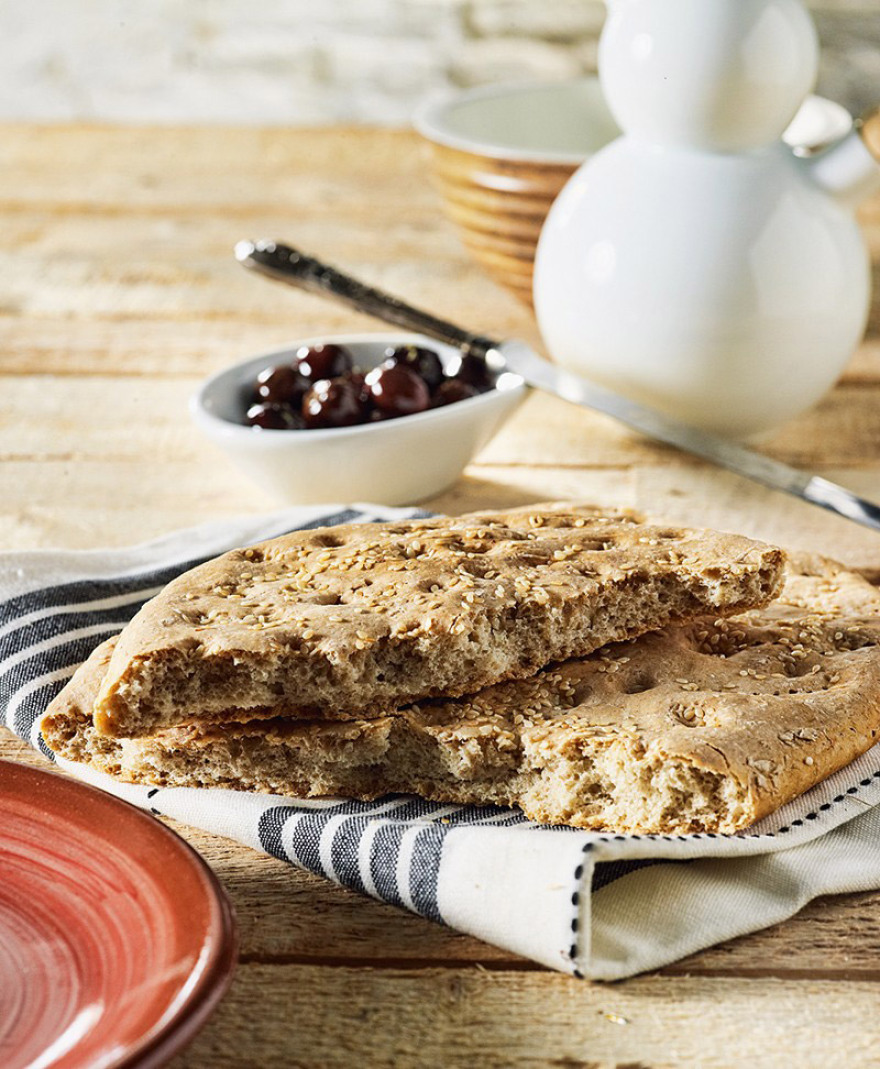 Λαγάνα: η ιστορία του ψωμιού της Καθαράς Δευτέρας, πού θα βρείτε τις καλύτερες, πώς θα τη φτιάξετε