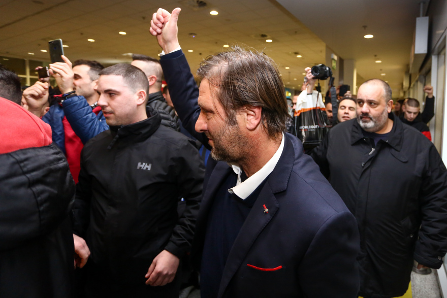 Ολυμπιακός: Βίντεο και φωτογραφίες από την μεγαλειώδη υποδοχή των θριαμβευτών του Λονδίνου