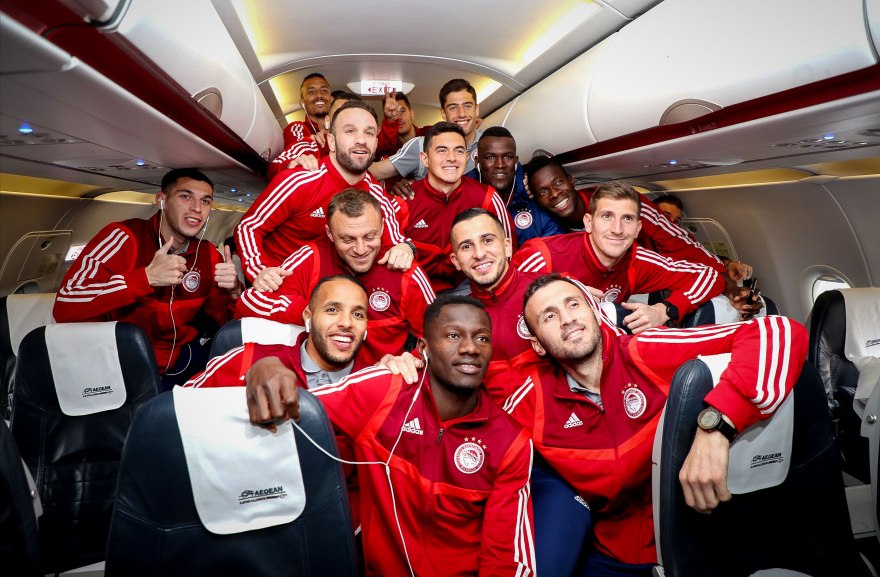 Ολυμπιακός: Βίντεο και φωτογραφίες από την μεγαλειώδη υποδοχή των θριαμβευτών του Λονδίνου