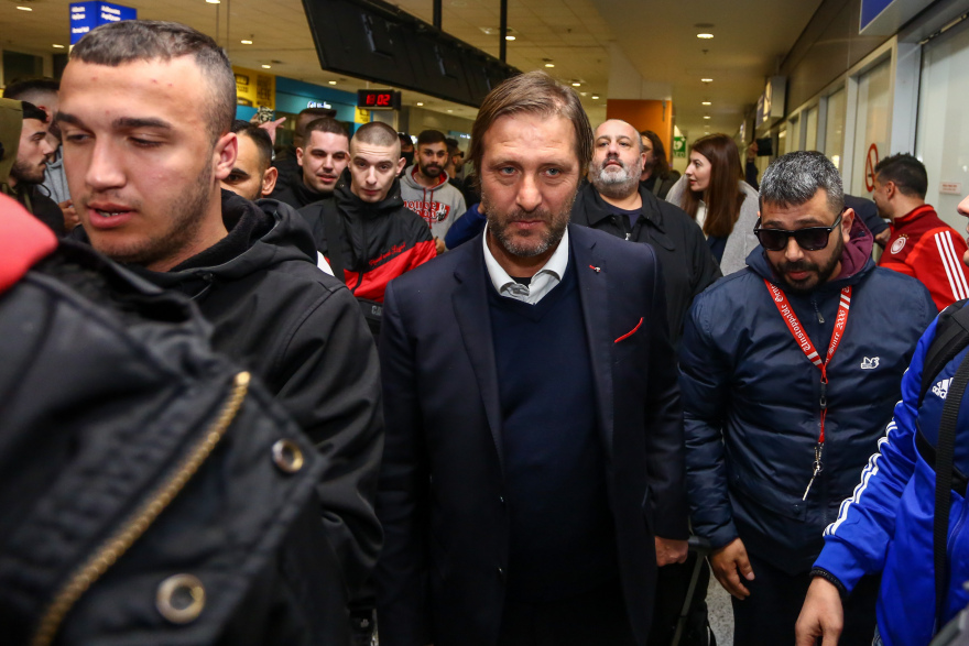 Ολυμπιακός: Βίντεο και φωτογραφίες από την μεγαλειώδη υποδοχή των θριαμβευτών του Λονδίνου