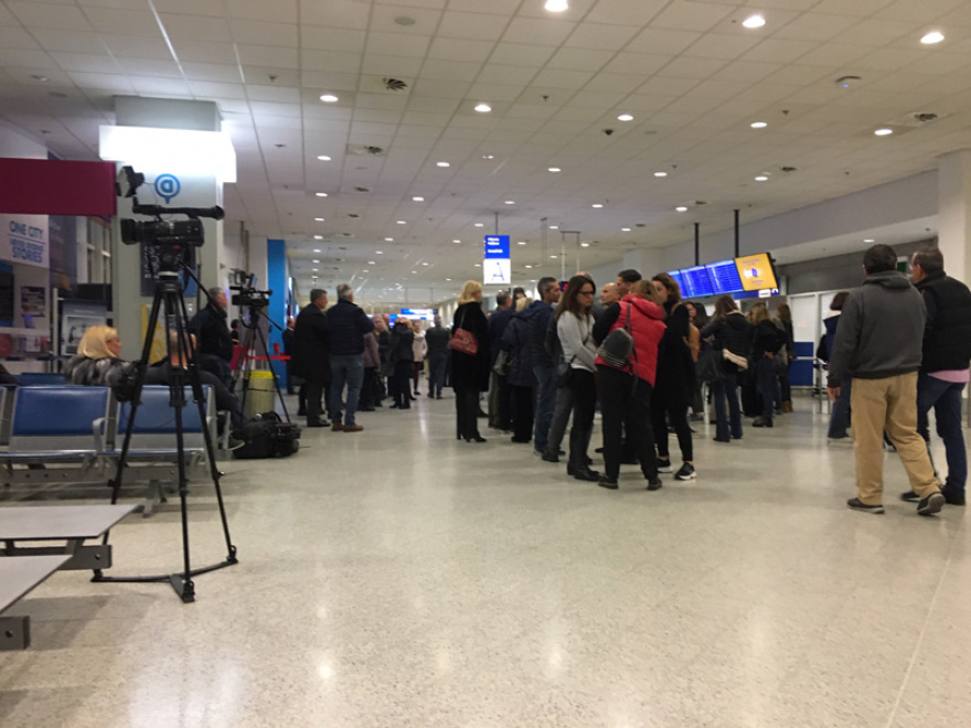 Κορωνοϊός: Επέστρεψαν οι μαθητές του Κολλεγίου Ψυχικού - Πέντε με έντονο βήχα και πυρετό 