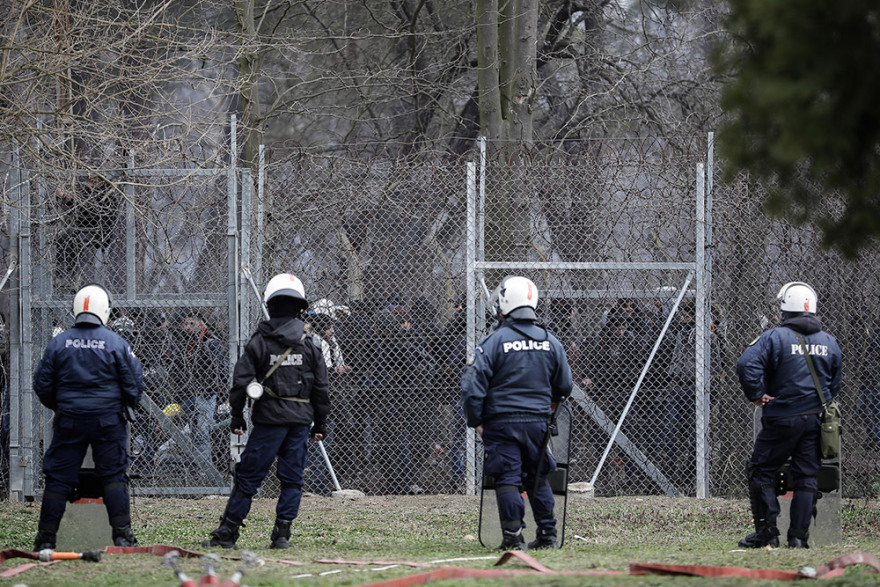  Μεταναστευτικό: Μόνη λύση το «σφράγισμα» των συνόρων - Στηρίζουν οι πολίτες τα μέτρα ασφαλείας 