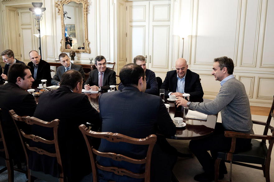 Κυβέρνηση: Πάνω από 4.000 επιχείρησαν να περάσουν στις Καστανιές - Στέλνουμε ενισχύσεις στα σύνορα