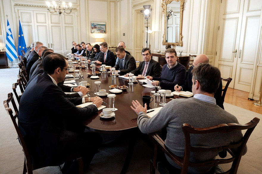 Κυβέρνηση: Πάνω από 4.000 επιχείρησαν να περάσουν στις Καστανιές - Στέλνουμε ενισχύσεις στα σύνορα