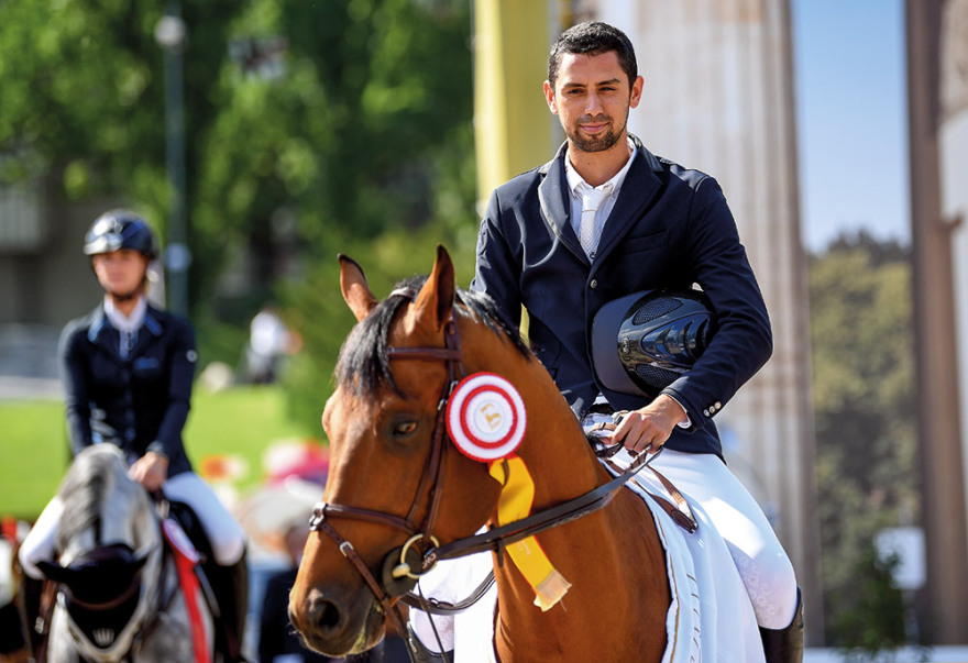  Οικογένεια Gates: Ο αρραβώνας της κόρης και η εξωφρενικά πλούσια αλλά και ταπεινή ζωή τους