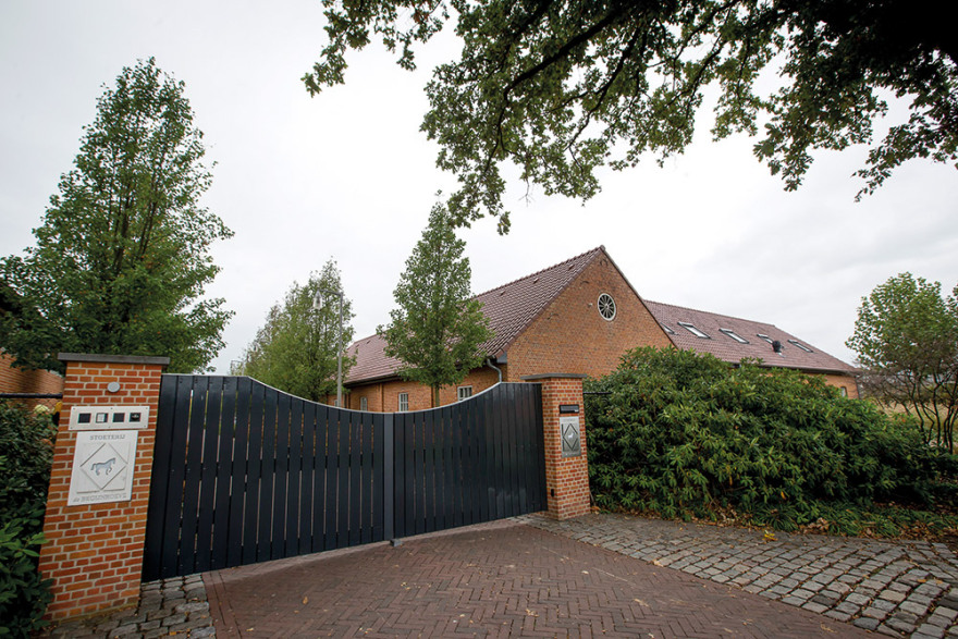  Οικογένεια Gates: Ο αρραβώνας της κόρης και η εξωφρενικά πλούσια αλλά και ταπεινή ζωή τους