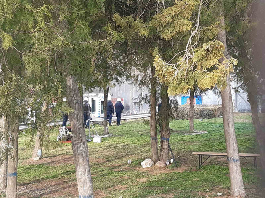 Έβρος: Οι Τούρκοι πετούν χημικά στις ελληνικές δυνάμεις με καθοδήγηση από drones