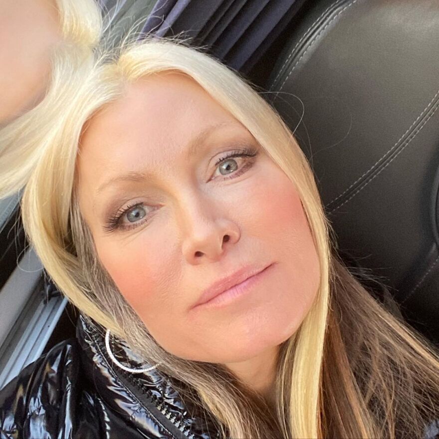 Νέα αποκάλυψη για τον πρίγκιπα Άντριου: Έβαλε μοντέλο να καθίσει... στον θρόνο της βασίλισσας