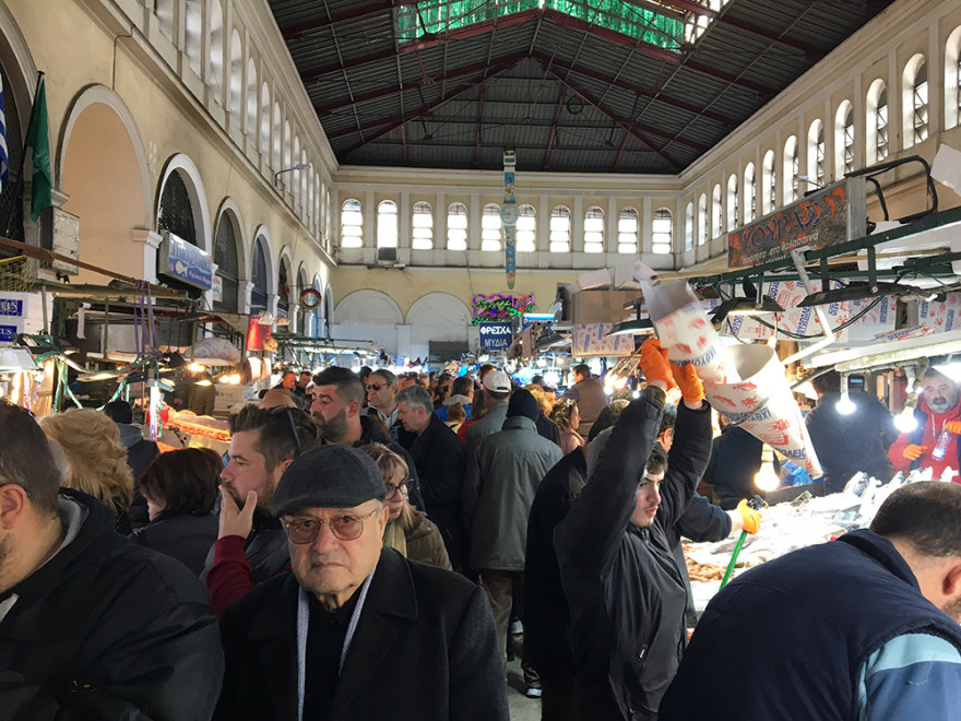 Βαρβάκειος: Αυξημένη η κίνηση, φθηνότερο φέτος το σαρακοστιανό τραπέζι