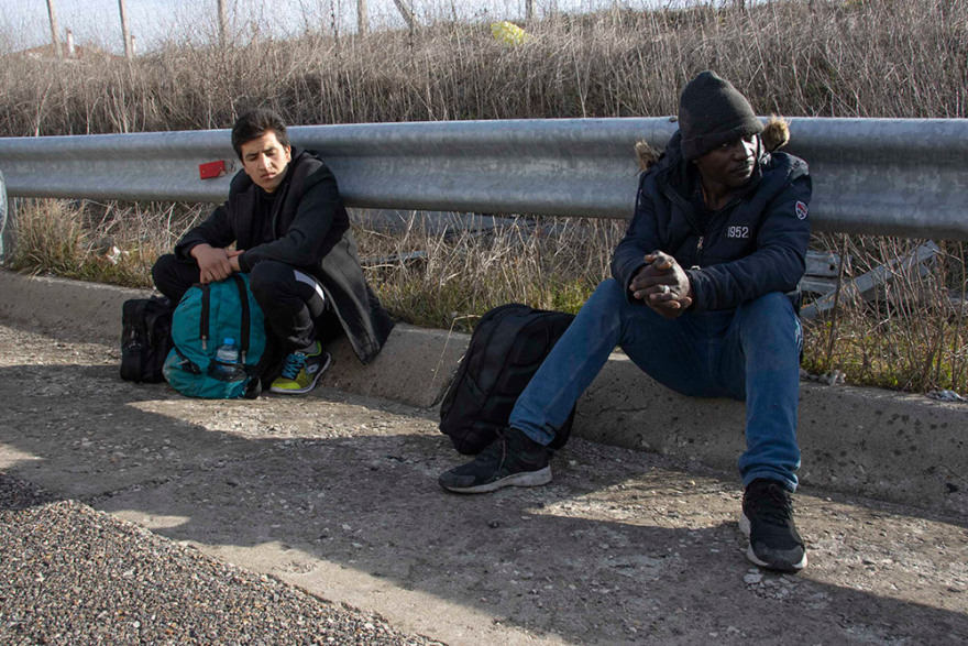 Συλλήψεις παράνομων μεταναστών στον Έβρο: Δείτε βίντεο  - Απωθήθηκαν 5.183 άτομα