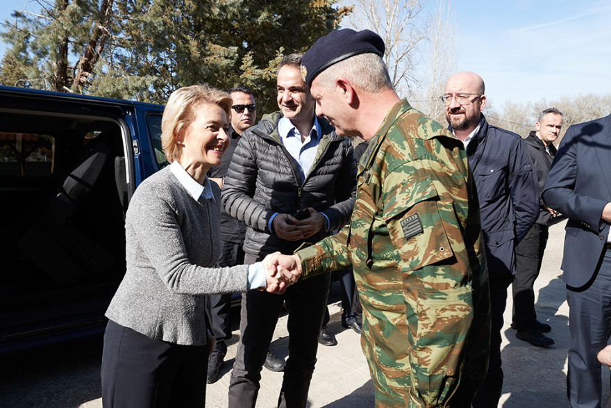 ΕΕ: Η Ελλάδα είναι η ασπίδα μας στο μεταναστευτικό - Βοήθεια €700 εκατ. δίνουν οι Βρυξέλλες