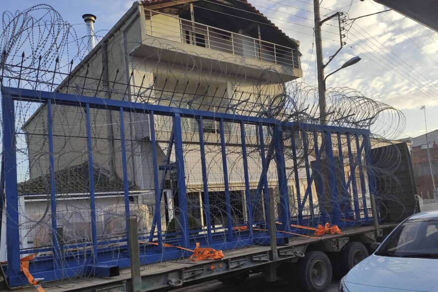 Έβρος-Μετανάστες: Ολοήμερα επεισόδια με βροχή δακρυγόνων από την Τουρκία - Εντατικοί έλεγχοι όλη τη νύχτα