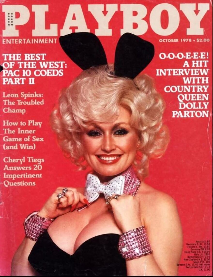 «Το στήθος μου παραμένει ίδιο»: H Ντόλι Πάρτον θέλει να φωτογραφηθεί ξανά για το Playboy