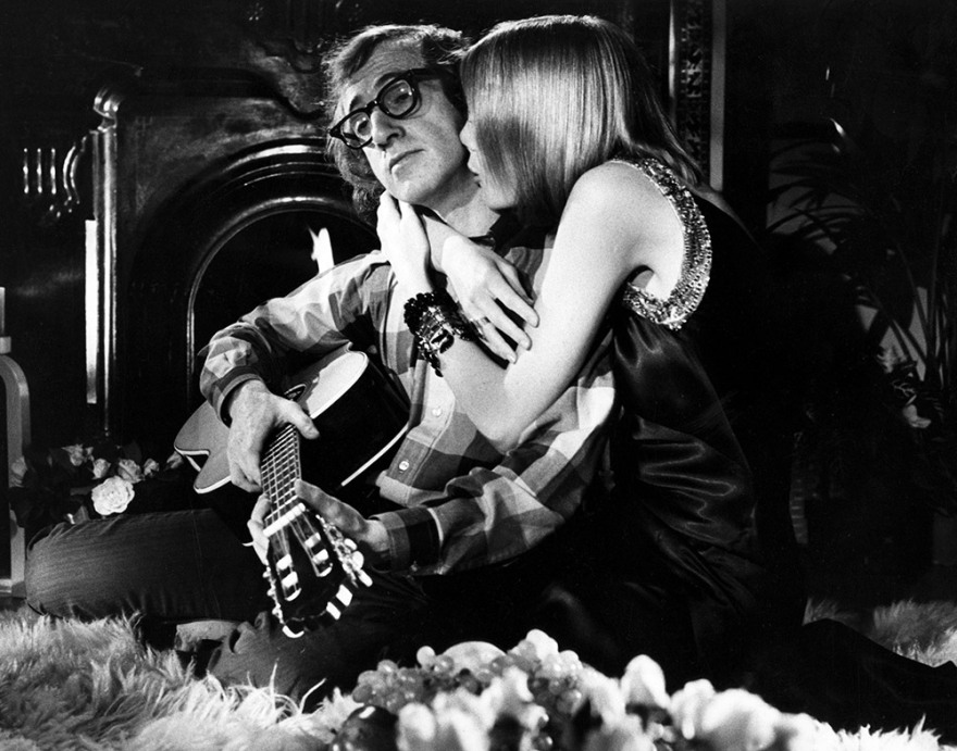 Γούντι Άλεν: Το βιβλίο που θα έκλεινε σπίτια δεν θα βγει