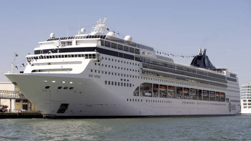 Κορωνοϊός: Τι απαντά η Μενδώνη στα δημοσιεύματα που την κατηγορούν για την ξενάγηση Ιταλών τουριστών στην Αρχαία Ολυμπία 