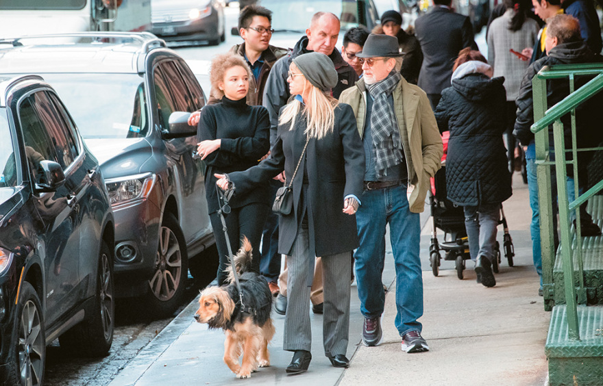 Στίβεν Σπίλμπεργκ: Γιατί η Sugar Baby υιοθετημένη κόρη του θέλει να γίνει πορνοστάρ