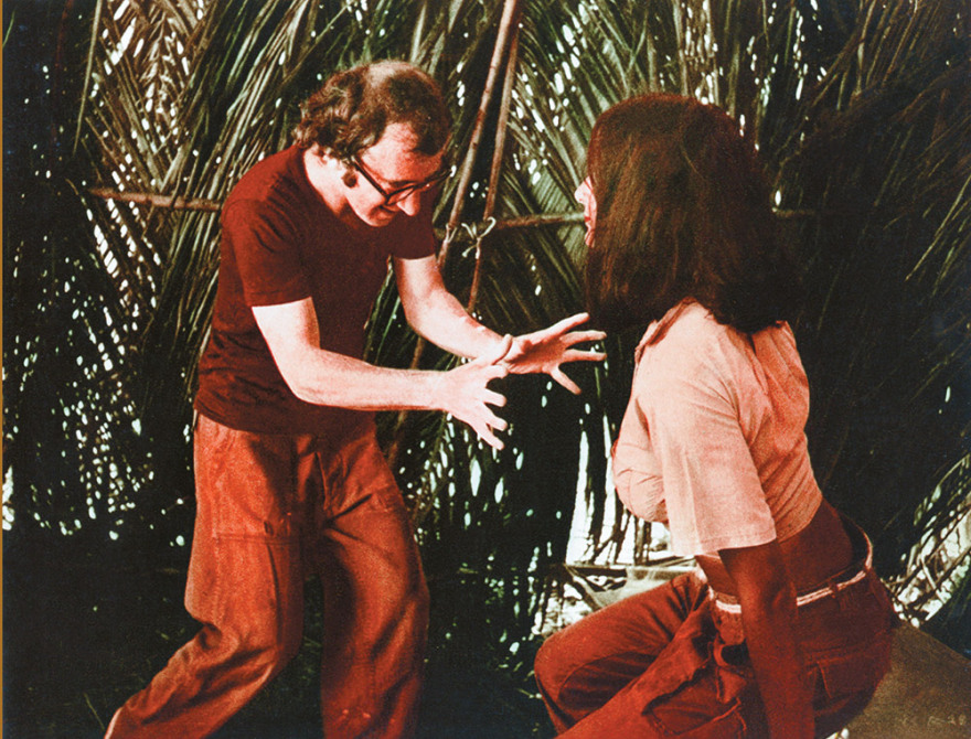 Γούντι Άλεν: Το βιβλίο που θα έκλεινε σπίτια δεν θα βγει